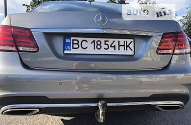 Седан Mercedes-Benz E-Class 2014 в Львове