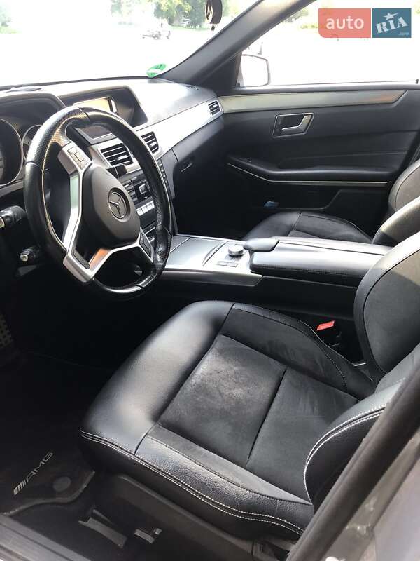 Седан Mercedes-Benz E-Class 2014 в Львові