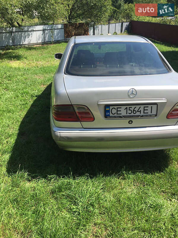 Седан Mercedes-Benz E-Class 1999 в Черновцах