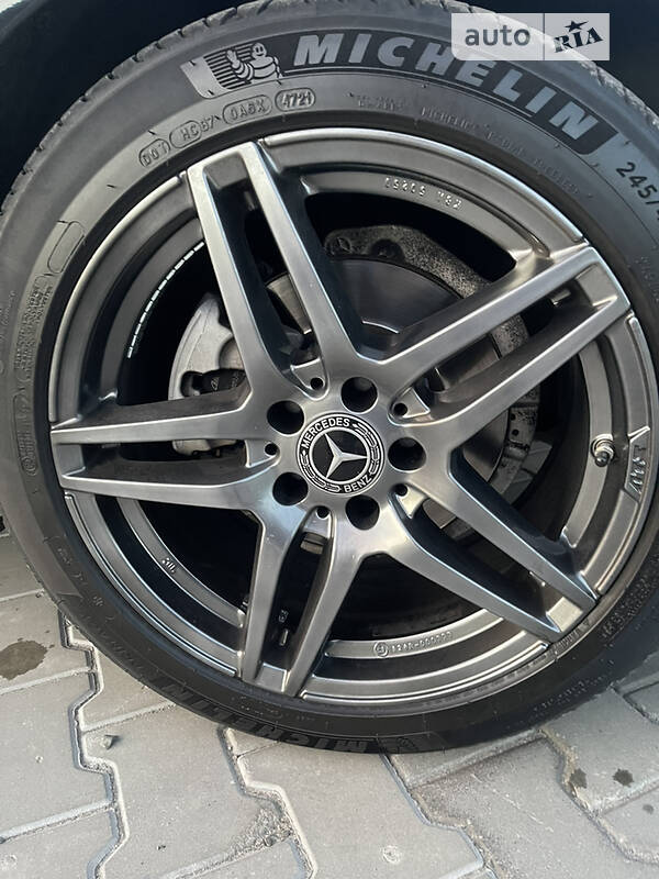 Седан Mercedes-Benz E-Class 2016 в Вараше