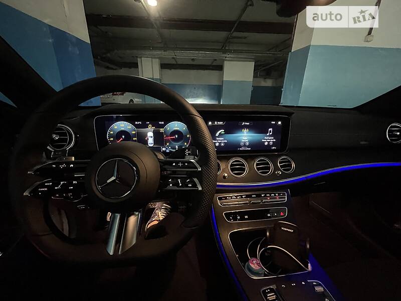 Седан Mercedes-Benz E-Class 2022 в Києві