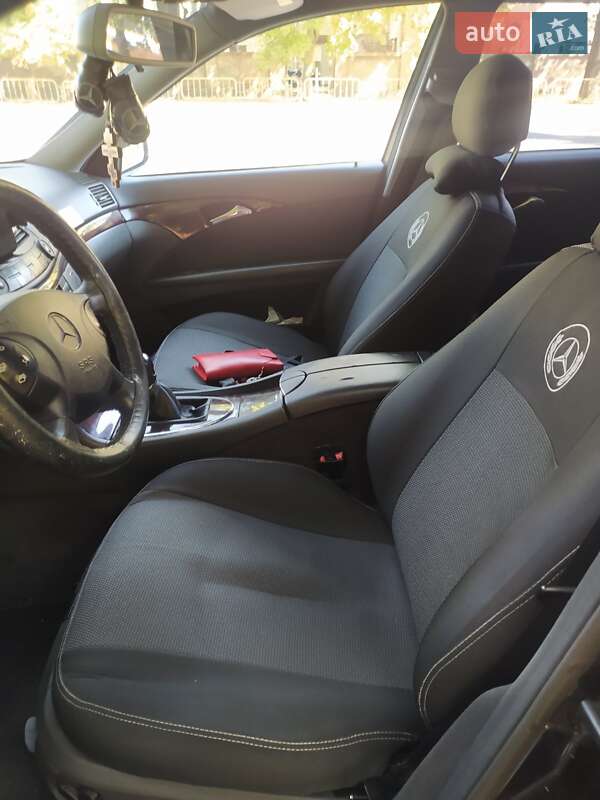 Універсал Mercedes-Benz E-Class 2004 в Одесі