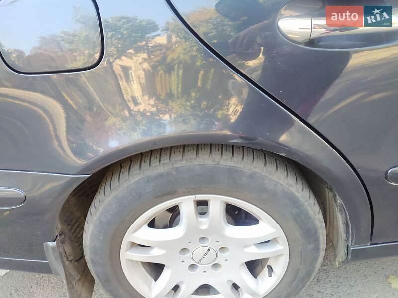 Універсал Mercedes-Benz E-Class 2004 в Одесі