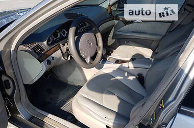Седан Mercedes-Benz E-Class 2002 в 