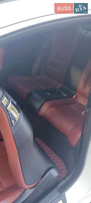 Купе Mercedes-Benz E-Class 2011 в Львові