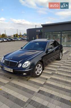 Седан Mercedes-Benz E-Class 2005 в Львове