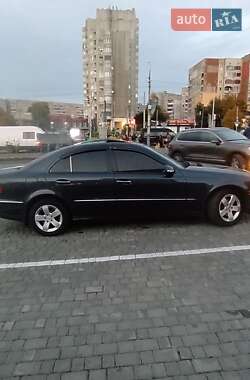 Седан Mercedes-Benz E-Class 2005 в Львове