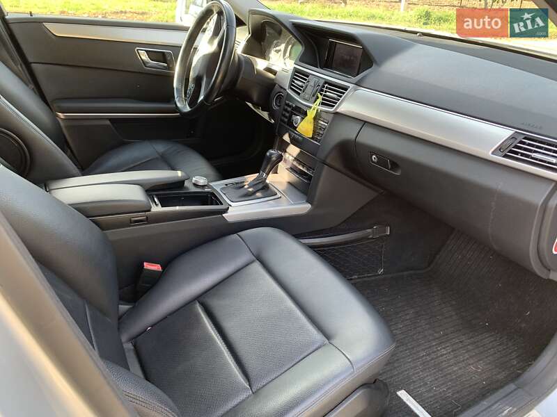 Седан Mercedes-Benz E-Class 2009 в Ватутіному