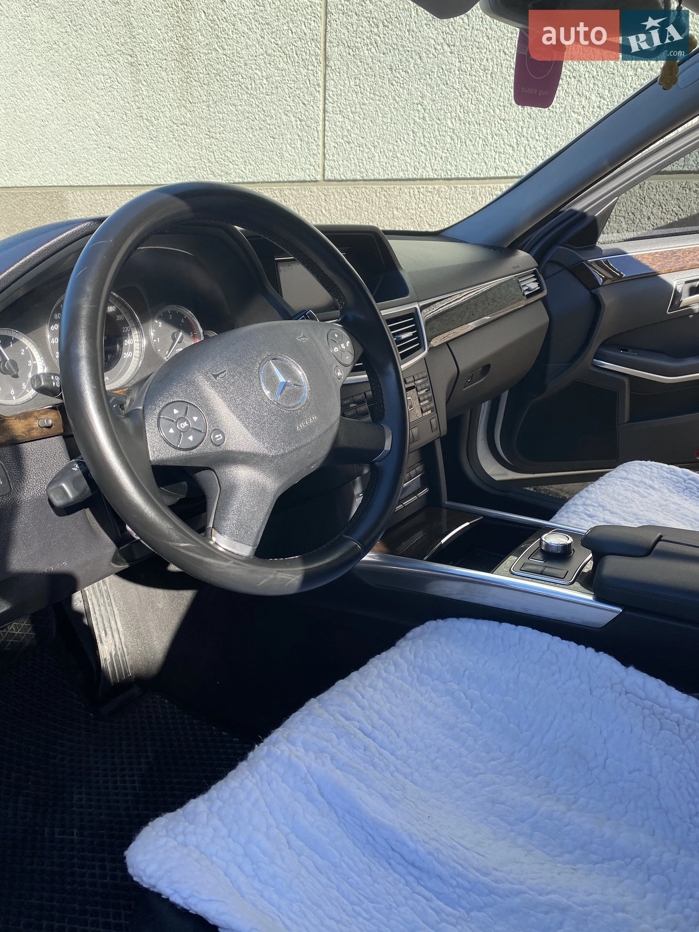 2012 Mercedes-Benz E-klasse - мініатюра 6