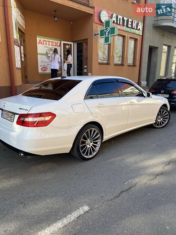 Седан Mercedes-Benz E-Class 2012 в Ужгороде фото 7 Седан Mercedes-Benz E-Class 2012 в Ужгороде