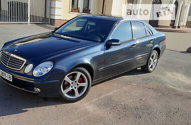 Седан Mercedes-Benz E-Class 2003 в 