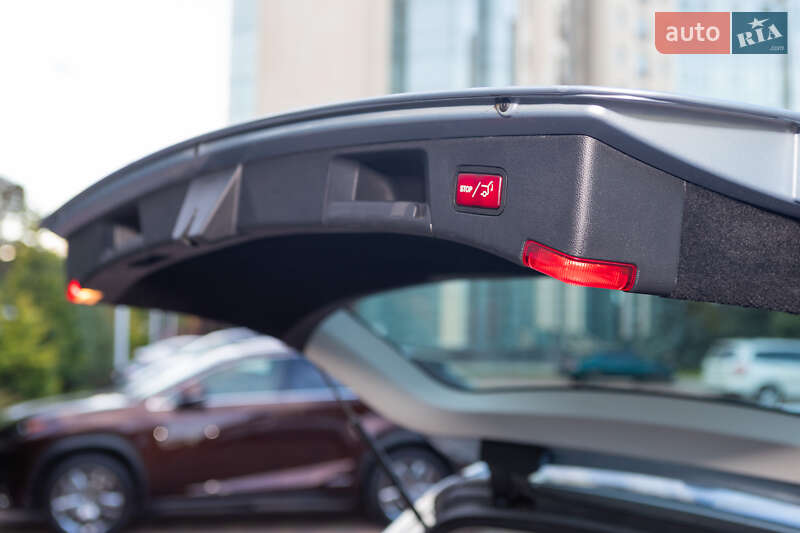 Универсал Mercedes-Benz E-Class 2014 в Одессе