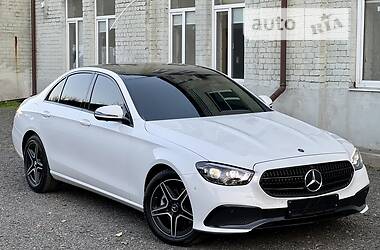 Седан Mercedes-Benz E-Class 2021 в Киеве