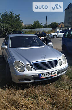 Седан Mercedes-Benz E-Class 2002 в Рокитном