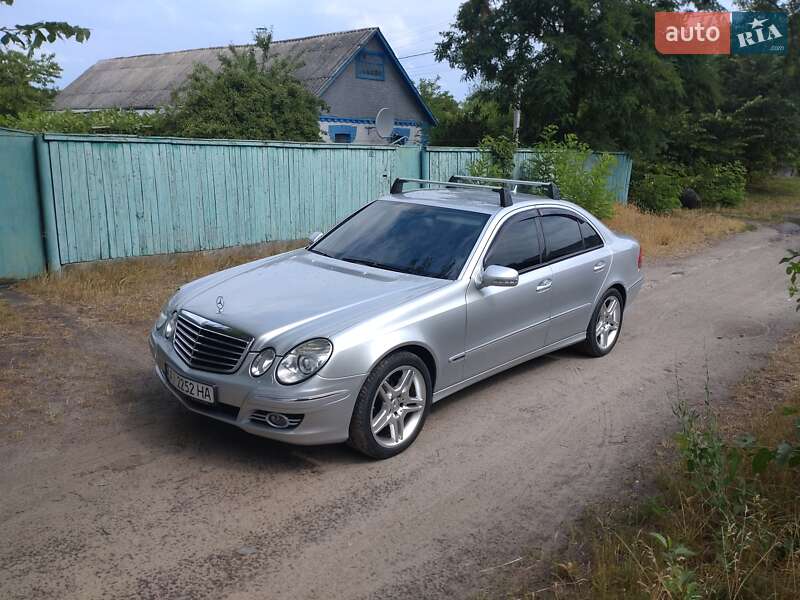 Седан Mercedes-Benz E-Class 2006 в Харькове