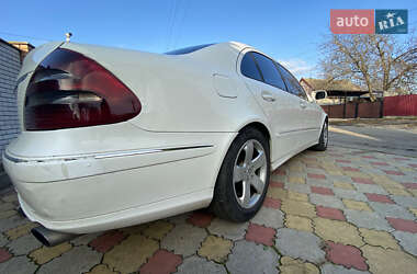 Седан Mercedes-Benz E-Class 2008 в 