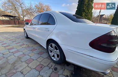 Седан Mercedes-Benz E-Class 2008 в 