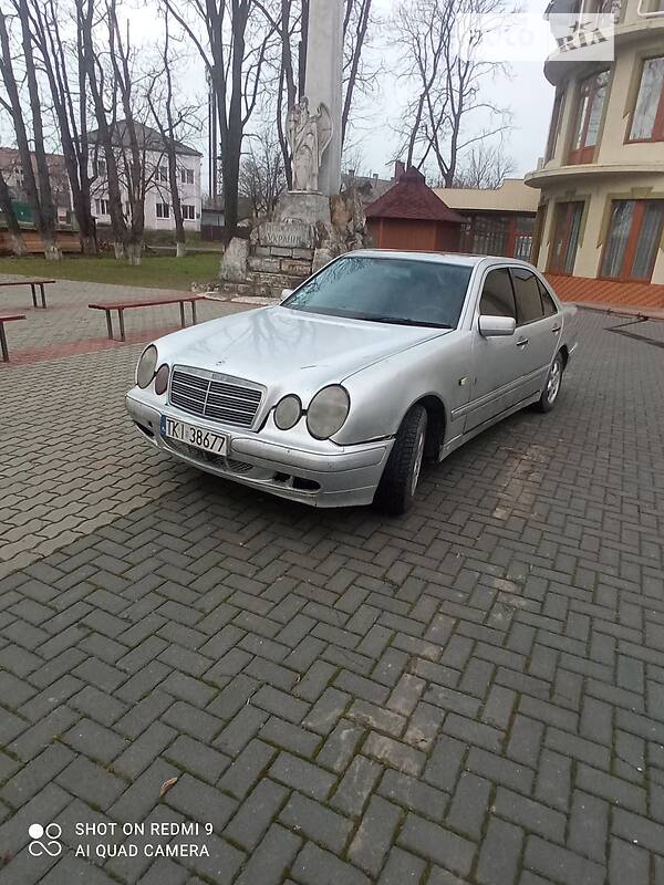 Седан Mercedes-Benz E-Class 1997 в Коломиї