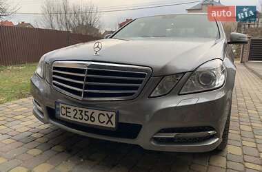 Седан Mercedes-Benz E-Class 2011 в Черновцах