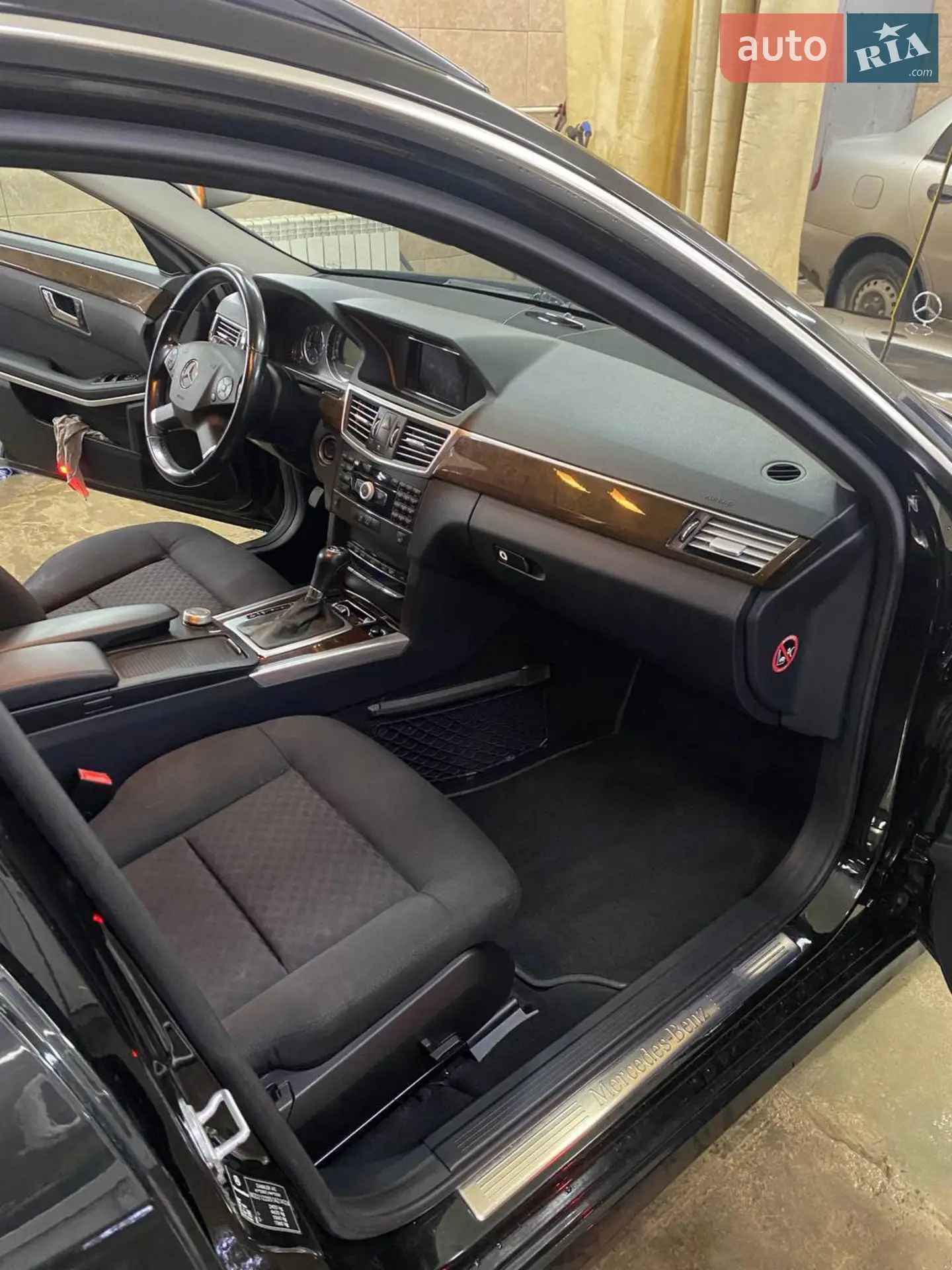 2010 Mercedes-Benz E-klasse - мініатюра 8
