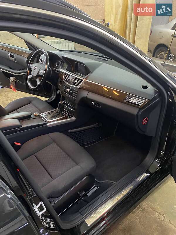 Універсал Mercedes-Benz E-Class 2010 в Олександрії