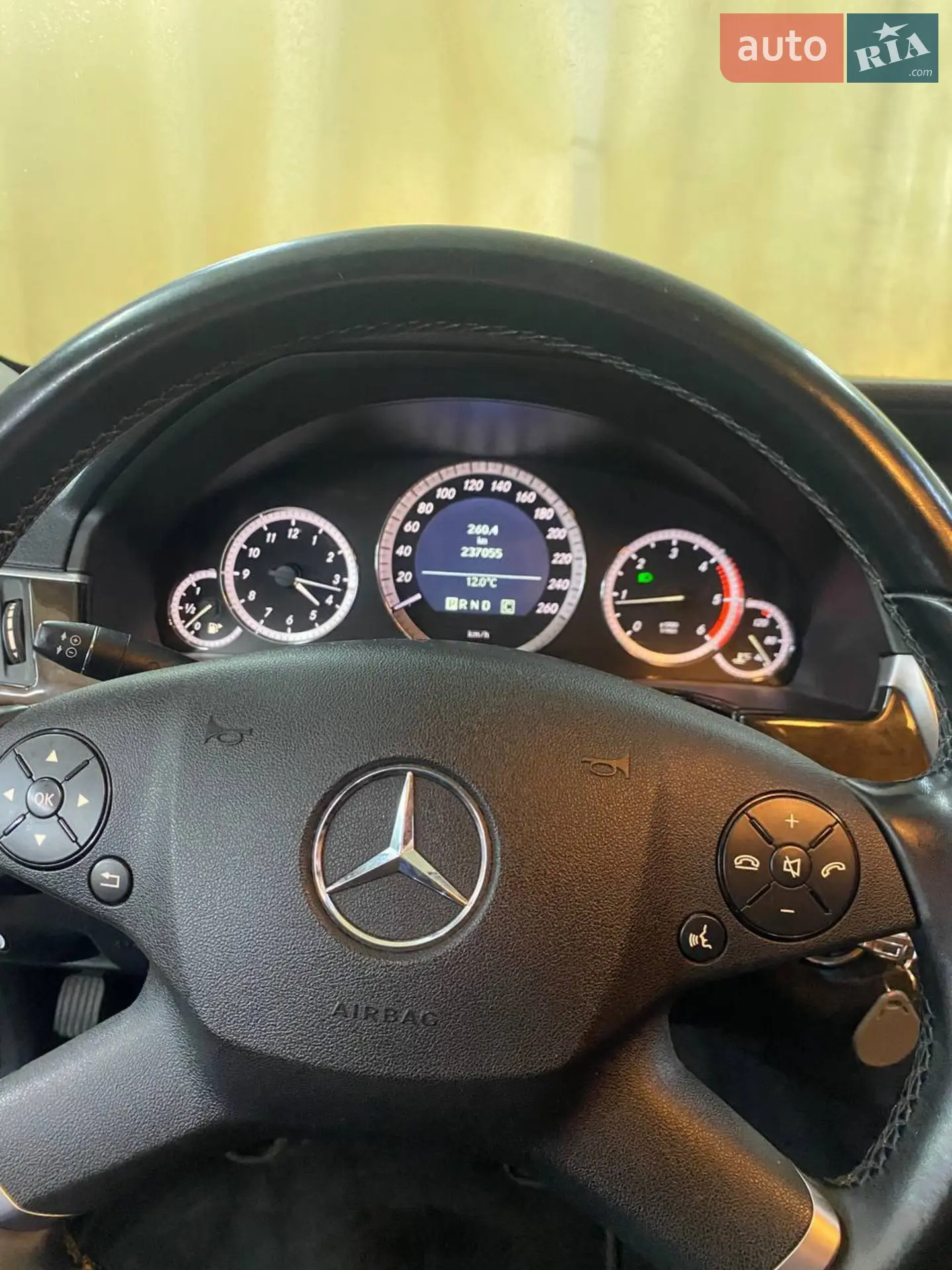 2010 Mercedes-Benz E-klasse - мініатюра 38