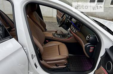 Седан Mercedes-Benz E-Class 2021 в 