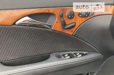Седан Mercedes-Benz E-Class 2008 в 