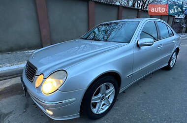 Седан Mercedes-Benz E-Class 2006 в Одессе