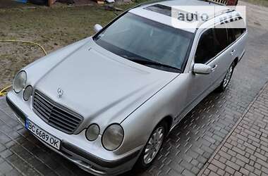 Универсал Mercedes-Benz E-Class 2001 в 