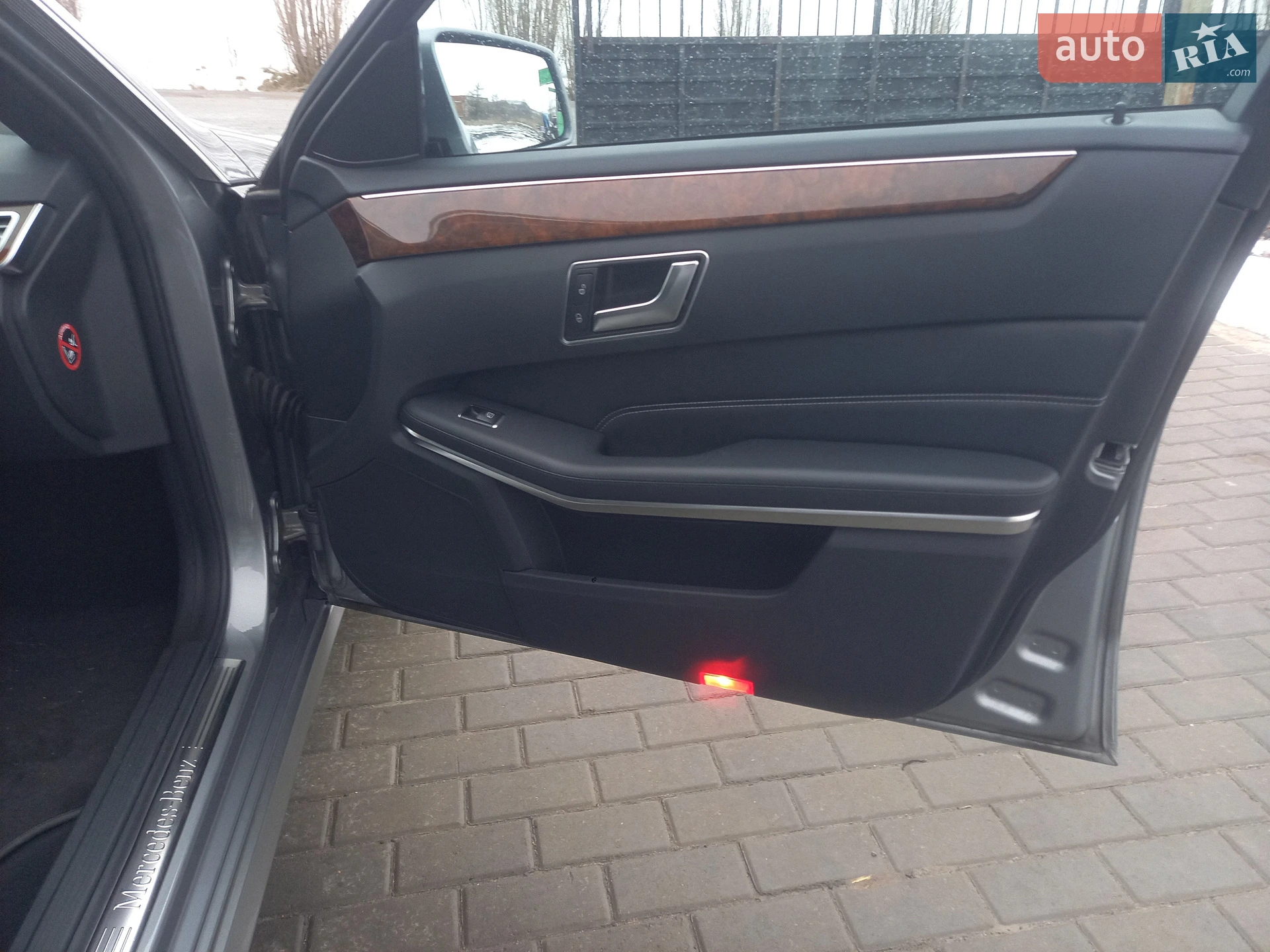 2014 Mercedes-Benz E-klasse - мініатюра 24