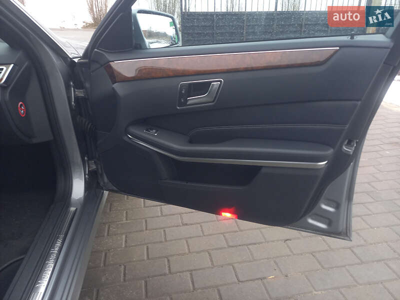 Универсал Mercedes-Benz E-Class 2014 в Луцке