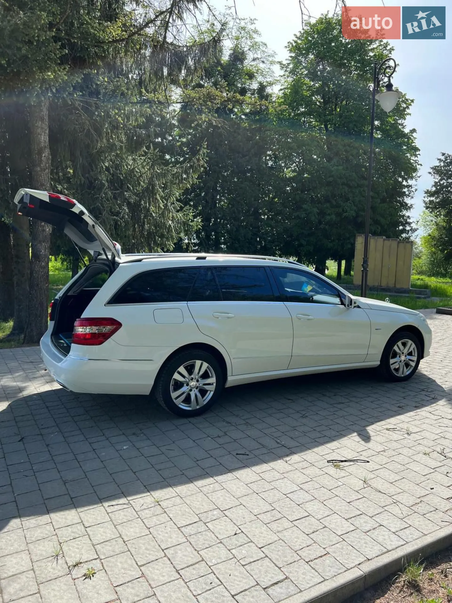 2011 Mercedes-Benz E-klasse - мініатюра 7