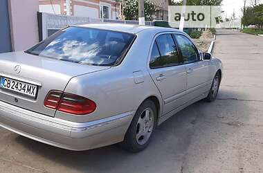 Седан Mercedes-Benz E-Class 2002 в Ізмаїлі