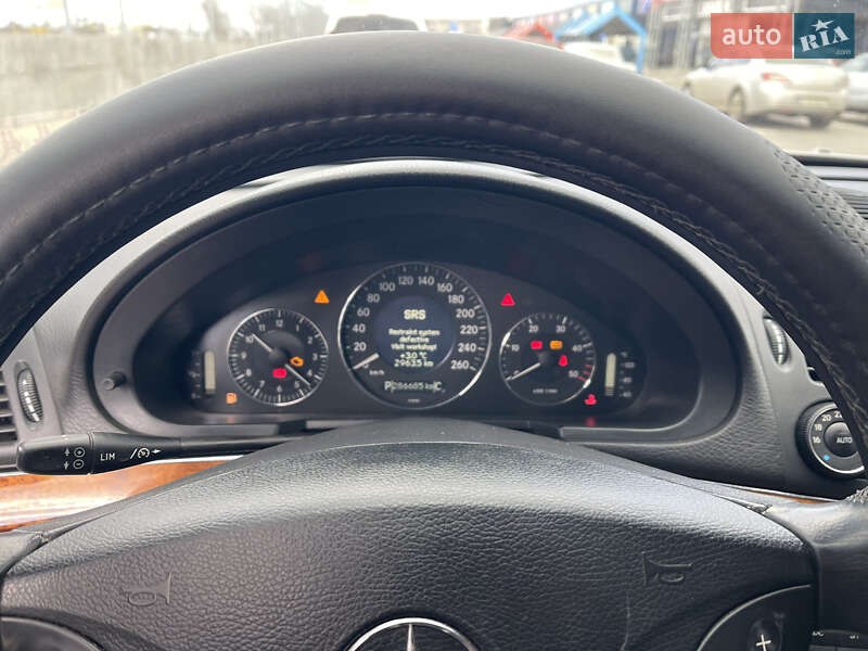 Седан Mercedes-Benz E-Class 2004 в Первомайске