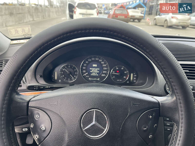 Седан Mercedes-Benz E-Class 2004 в Первомайске