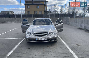 Седан Mercedes-Benz E-Class 2004 в Первомайске