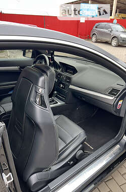 Купе Mercedes-Benz E-Class 2010 в 