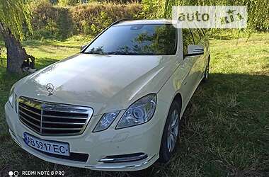 Универсал Mercedes-Benz E-Class 2011 в Житомире