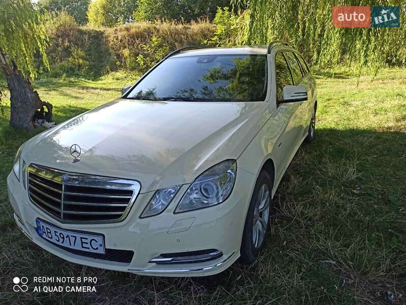 Mercedes-Benz E-Class 2011