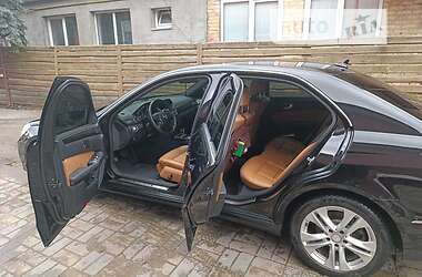 Седан Mercedes-Benz E-Class 2011 в 