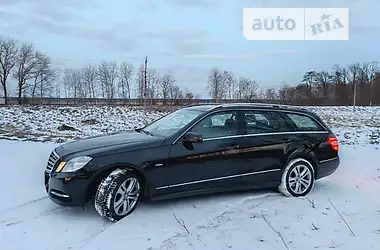 Mercedes-Benz E-Class 2011