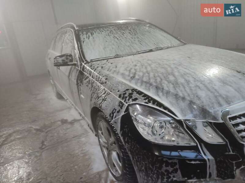 Універсал Mercedes-Benz E-Class 2011 в Шостці