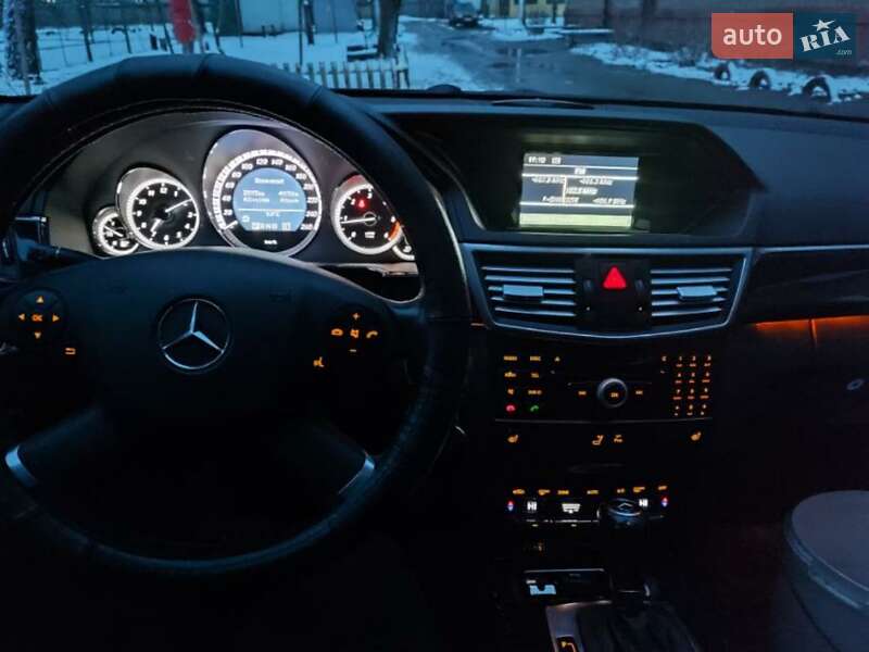 Універсал Mercedes-Benz E-Class 2011 в Шостці