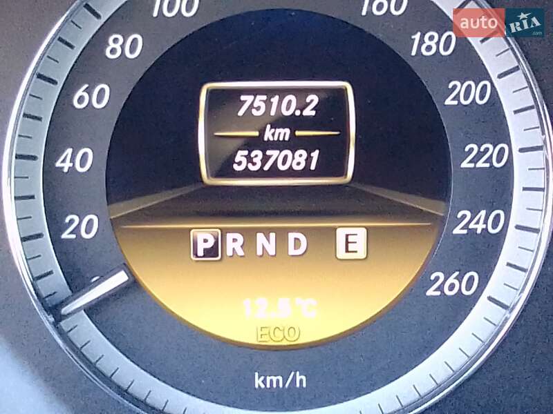 Седан Mercedes-Benz E-Class 2011 в Черкасах