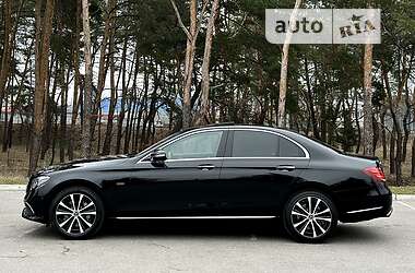 Седан Mercedes-Benz E-Class 2018 в 
