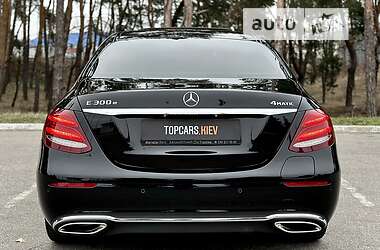 Седан Mercedes-Benz E-Class 2018 в 