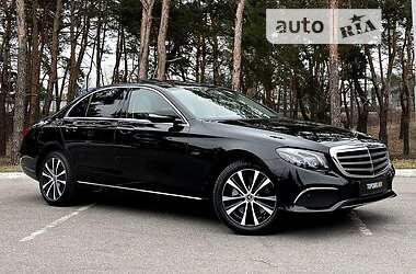 Седан Mercedes-Benz E-Class 2018 в 
