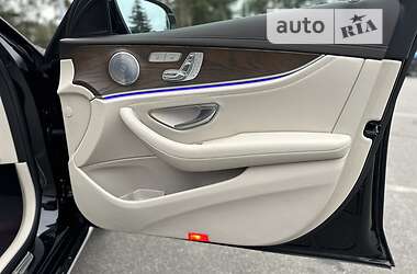 Седан Mercedes-Benz E-Class 2018 в 