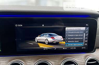 Седан Mercedes-Benz E-Class 2018 в 